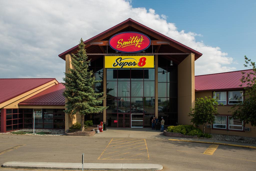 Super 8 By Wyndham Sherwood Park/Edmonton Area Εξωτερικό φωτογραφία