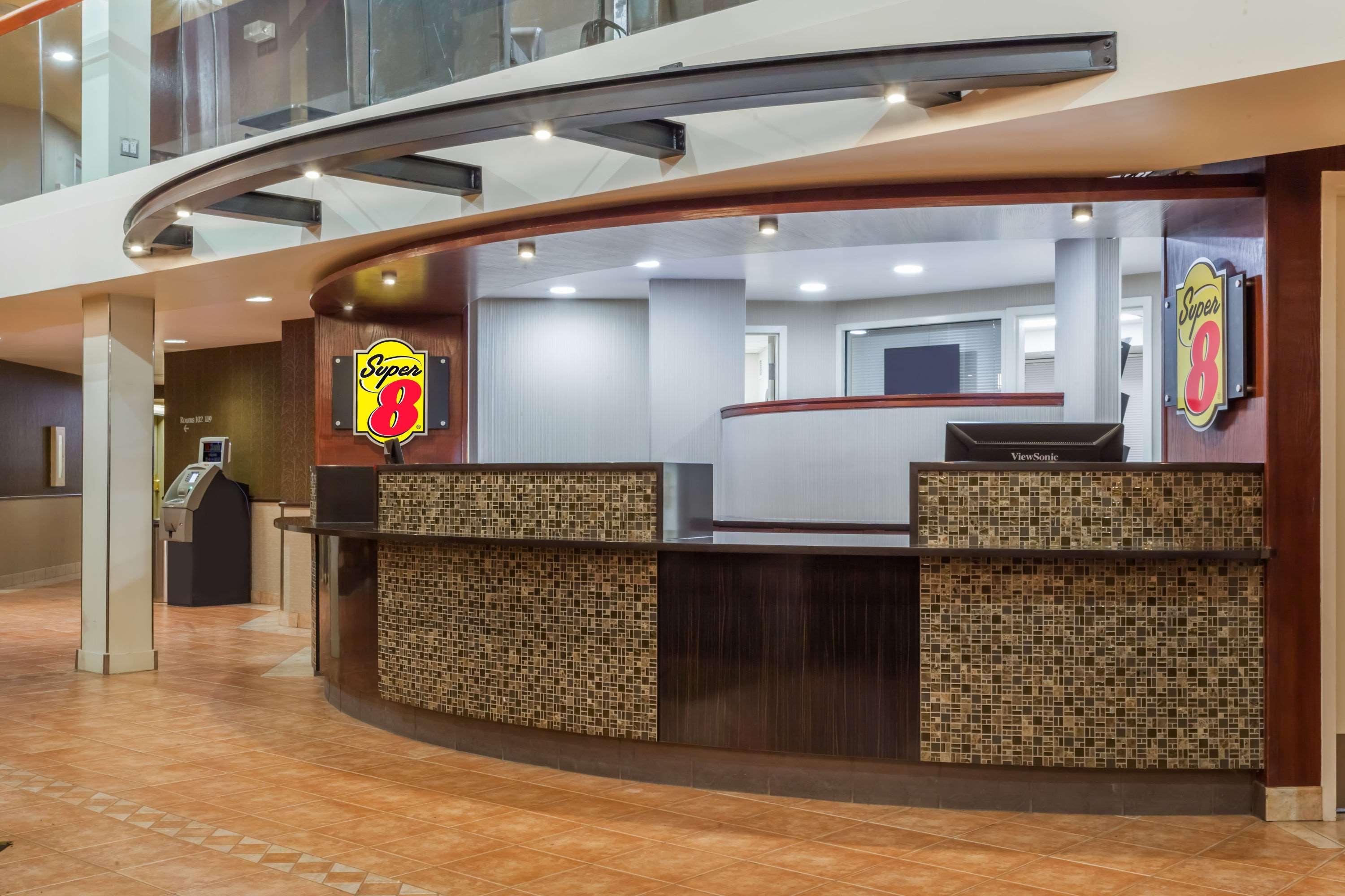 Super 8 By Wyndham Sherwood Park/Edmonton Area Εξωτερικό φωτογραφία
