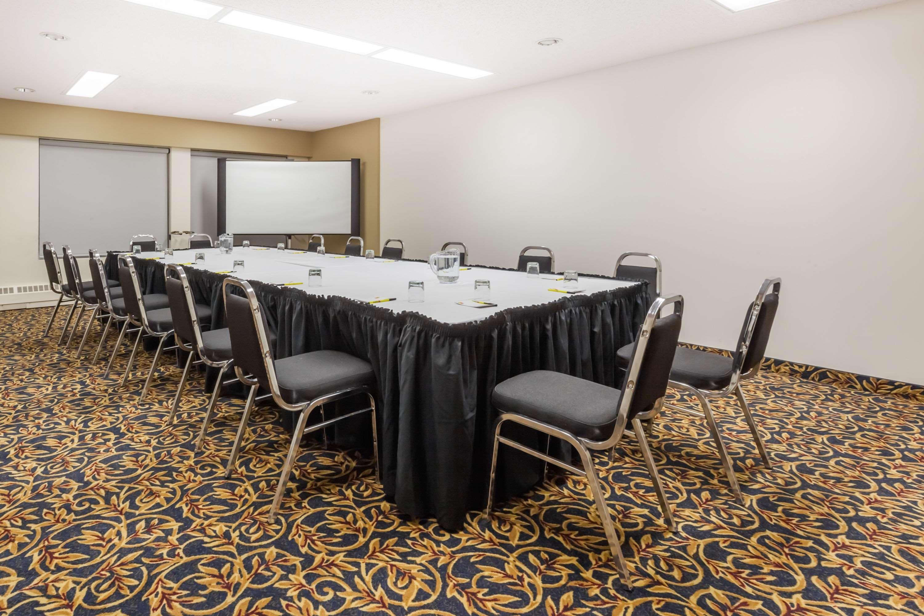 Super 8 By Wyndham Sherwood Park/Edmonton Area Εξωτερικό φωτογραφία