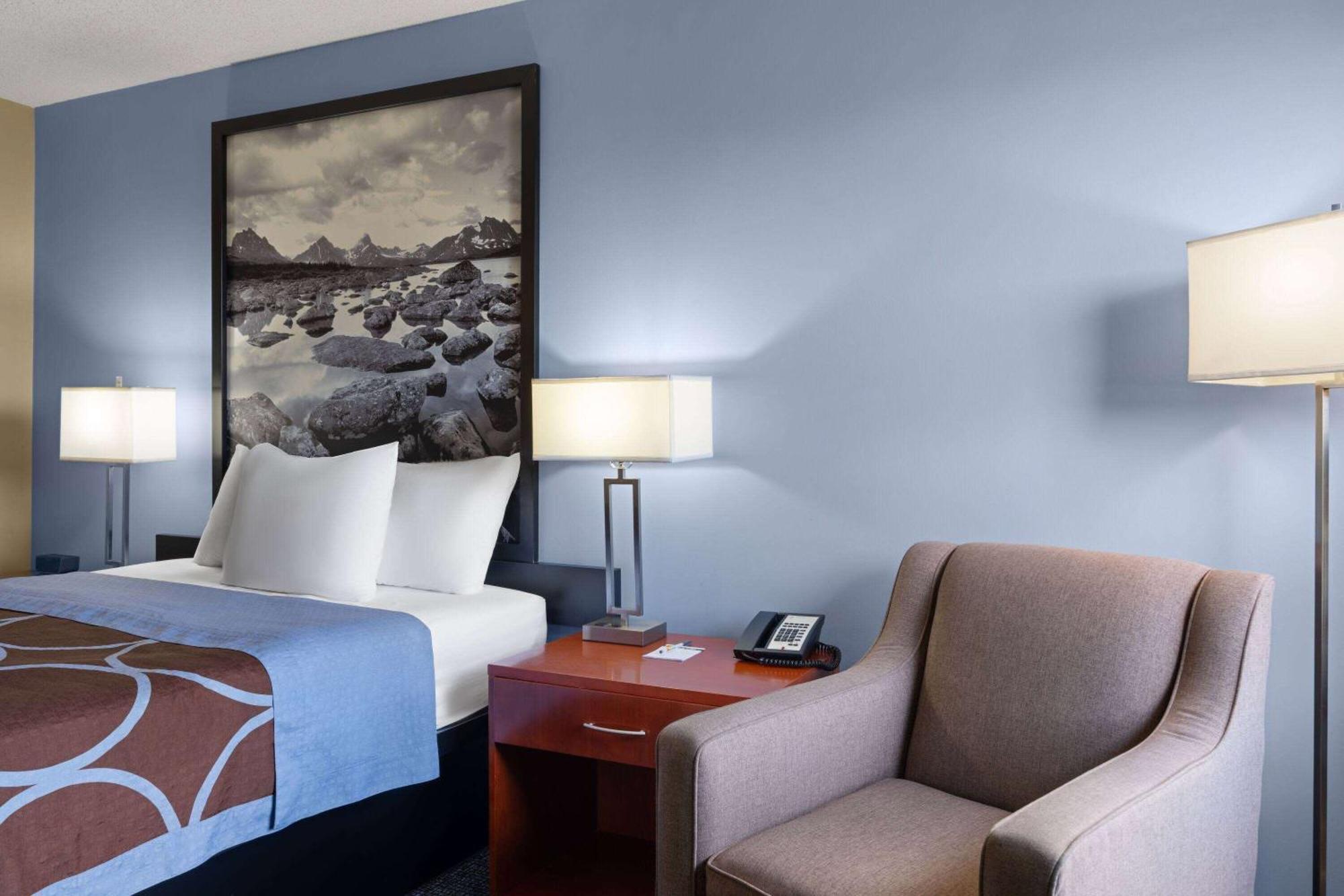 Super 8 By Wyndham Sherwood Park/Edmonton Area Εξωτερικό φωτογραφία