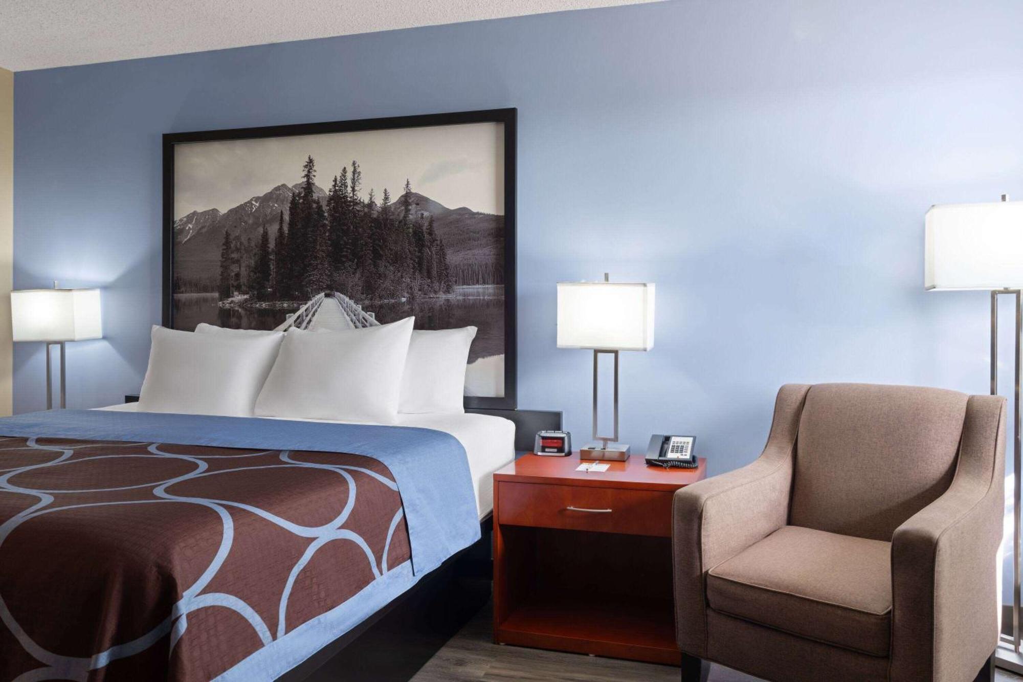 Super 8 By Wyndham Sherwood Park/Edmonton Area Εξωτερικό φωτογραφία