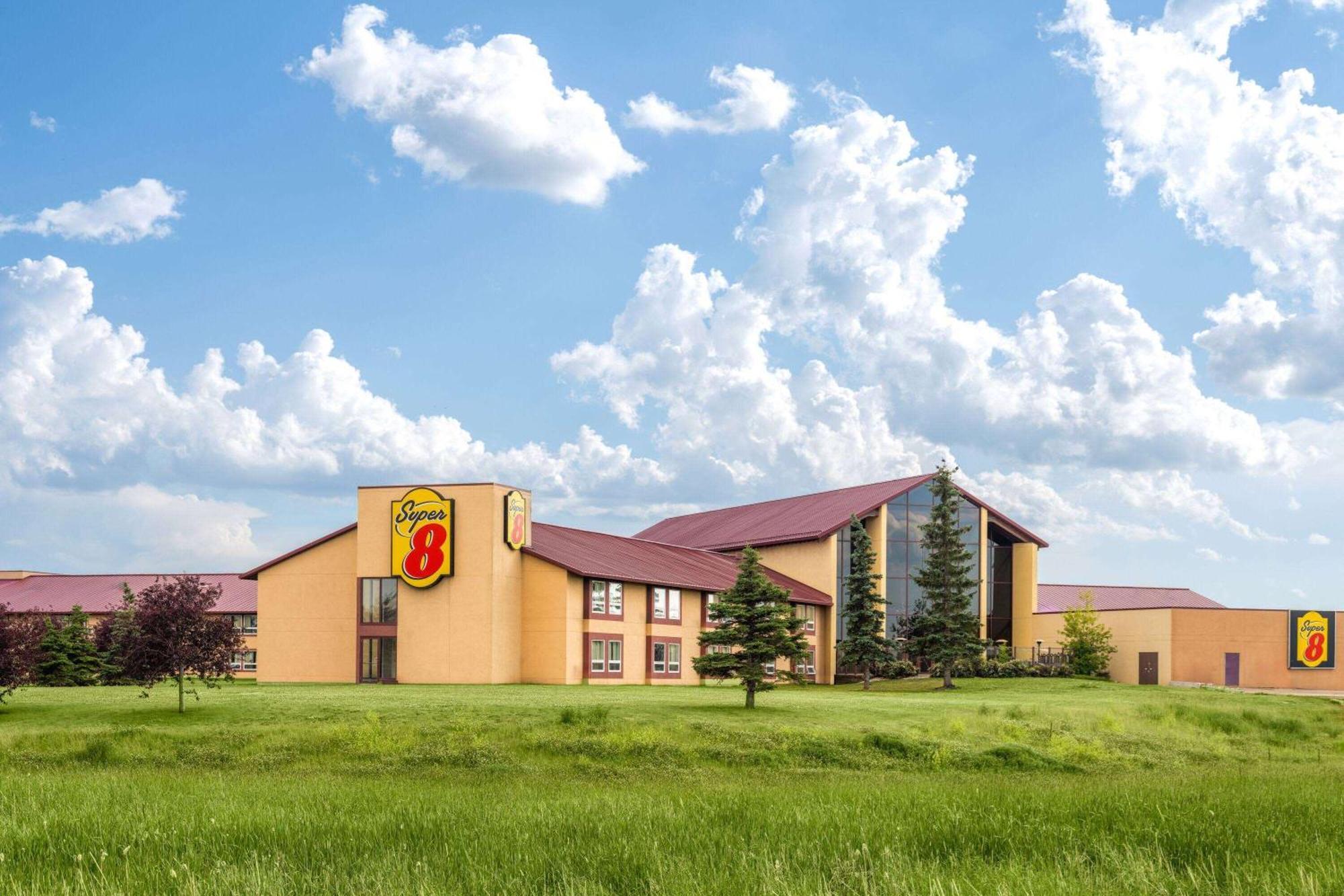 Super 8 By Wyndham Sherwood Park/Edmonton Area Εξωτερικό φωτογραφία