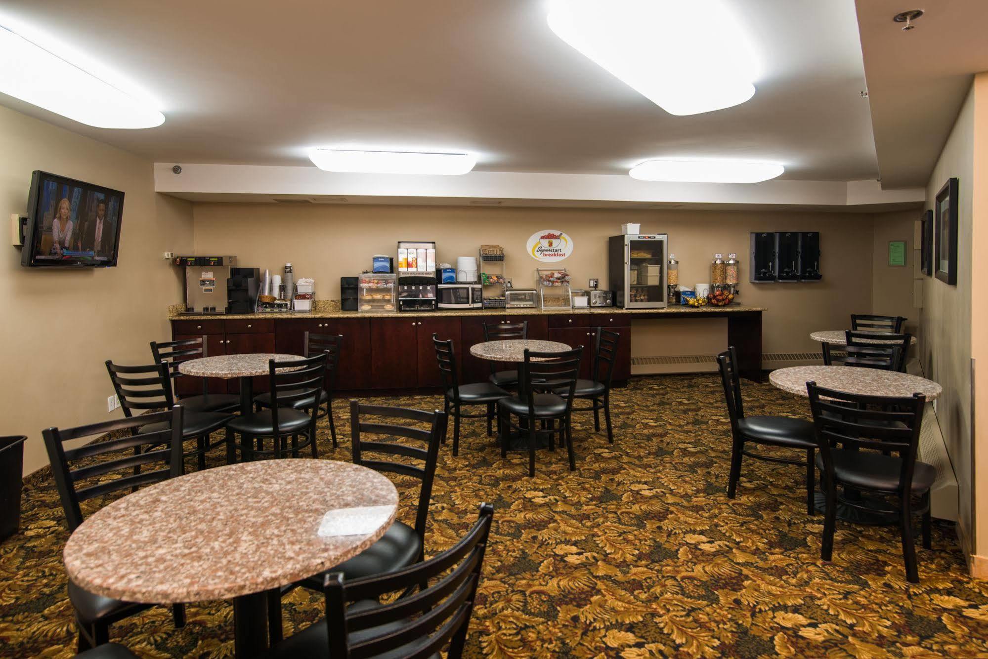 Super 8 By Wyndham Sherwood Park/Edmonton Area Εξωτερικό φωτογραφία