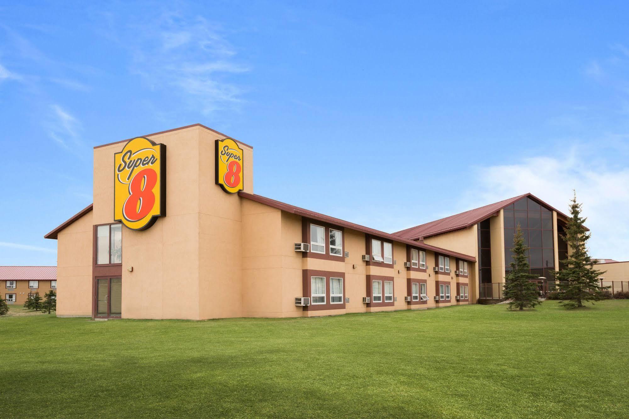 Super 8 By Wyndham Sherwood Park/Edmonton Area Εξωτερικό φωτογραφία